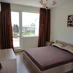 Veleka Apartment