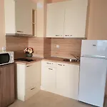 Veleka Apartment *