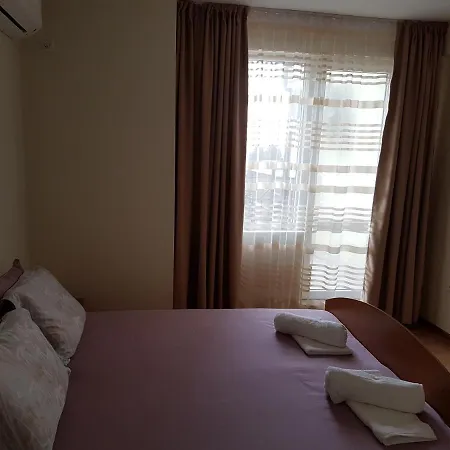 Veleka Apartman *