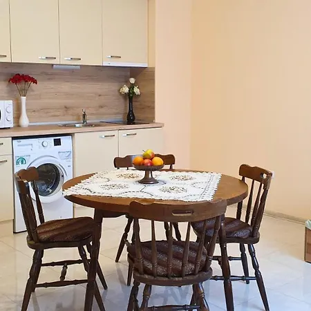 Veleka Apartman *