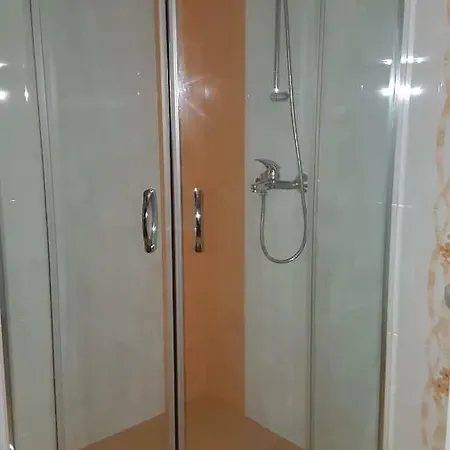 Veleka Apartman *
