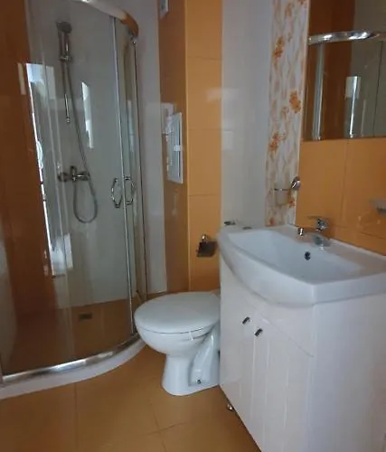 Veleka * ポモリエ